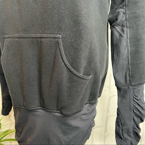 Don't Hurry be Happy Lululemon pullover - Picture 5 of 10